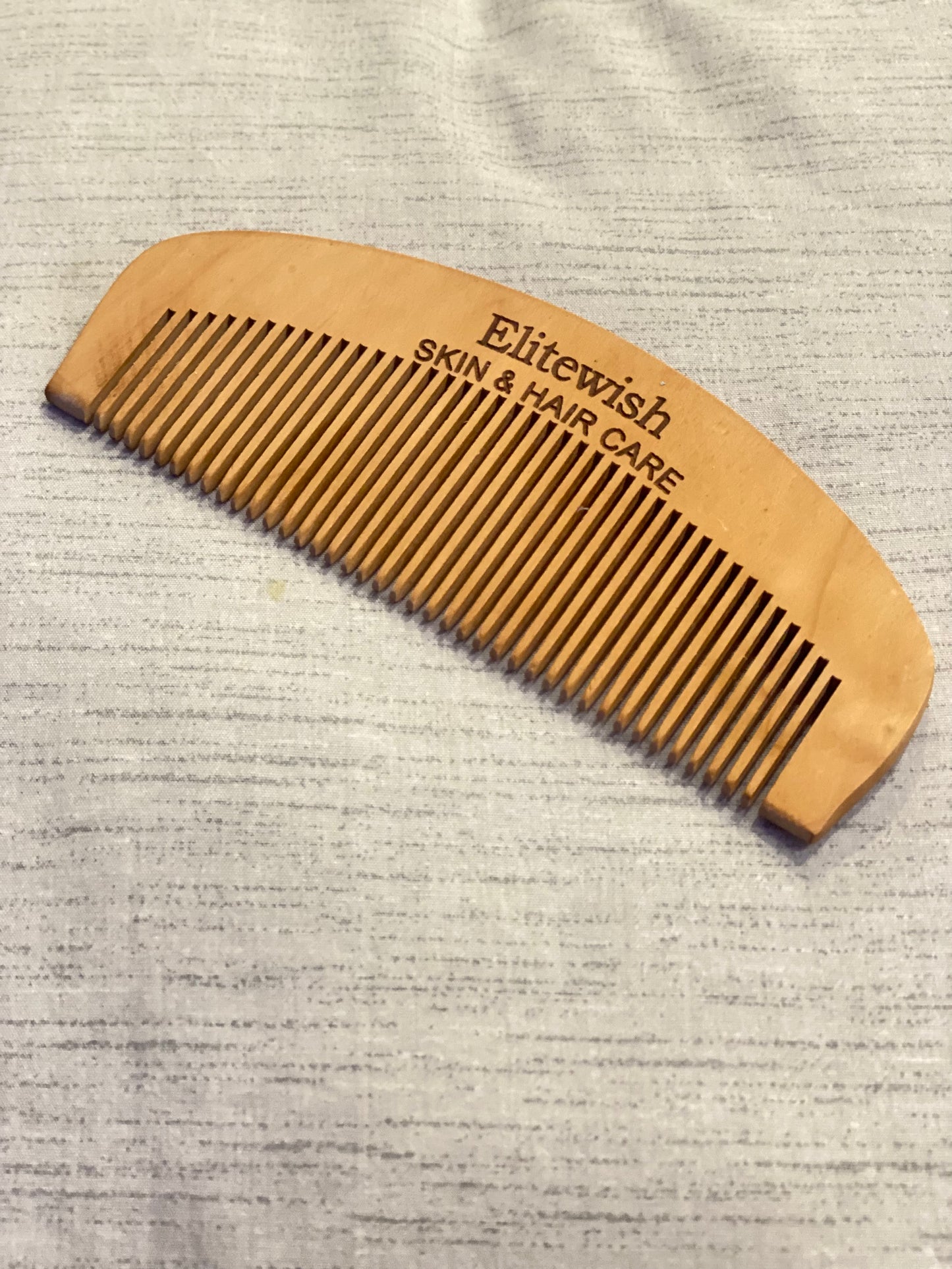 WOODEN COMB